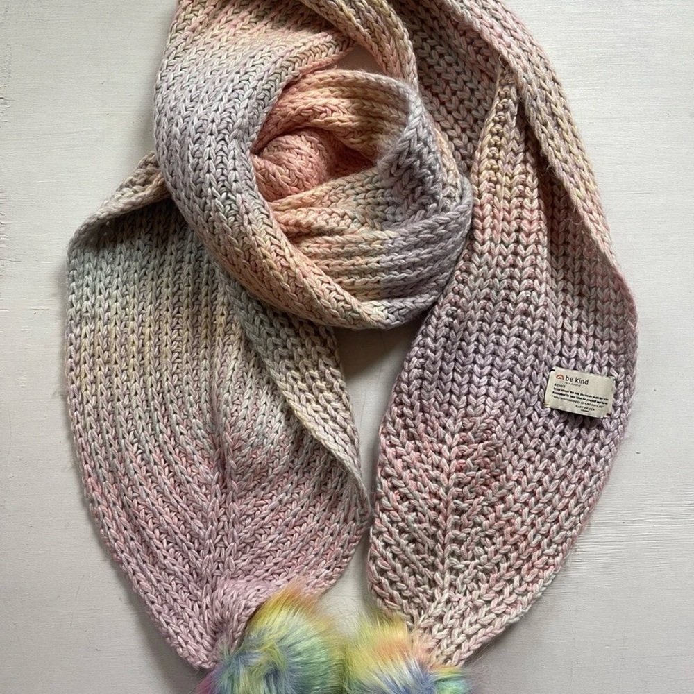Kurt Geiger London Be Kind Multicolor Knit Scarf NWT - Picture 3 of 6